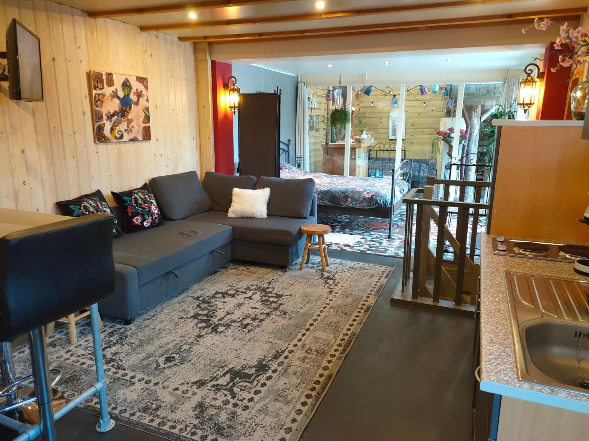Gastenverblijf 'De Hupsakeet' Barneveld Exterior photo